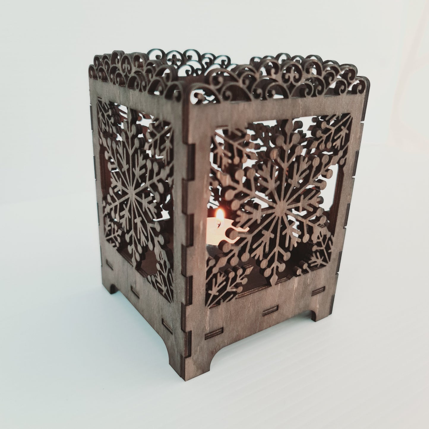 Tea Light Holder - Snowflake